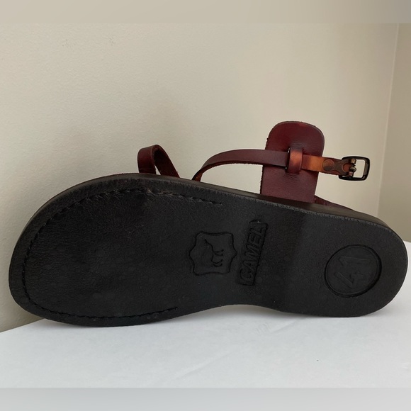 Camel Sandals reddish brown leather crossover strappy sandals, women’s. - Picture 7 of 10